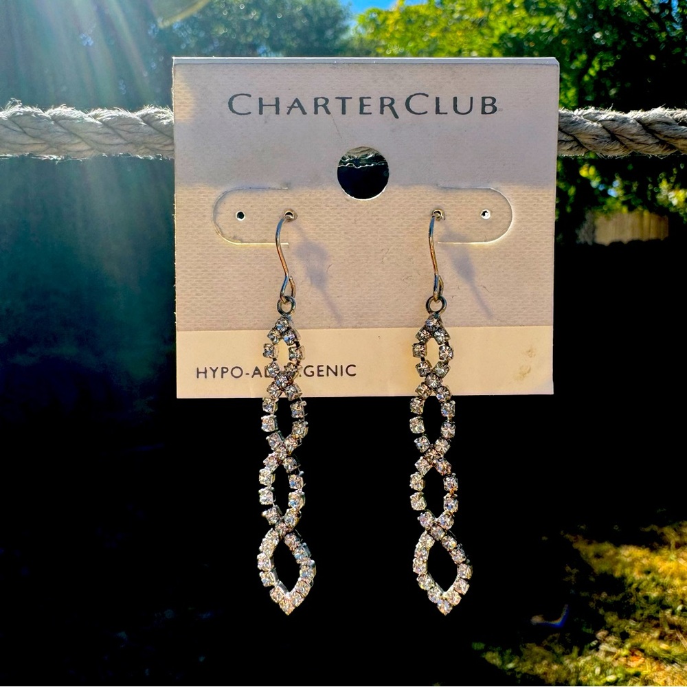 ✨NWT✨Charter Club Sparkly Rhinestone Silver Tone Dangle Drop Infinity Earrings